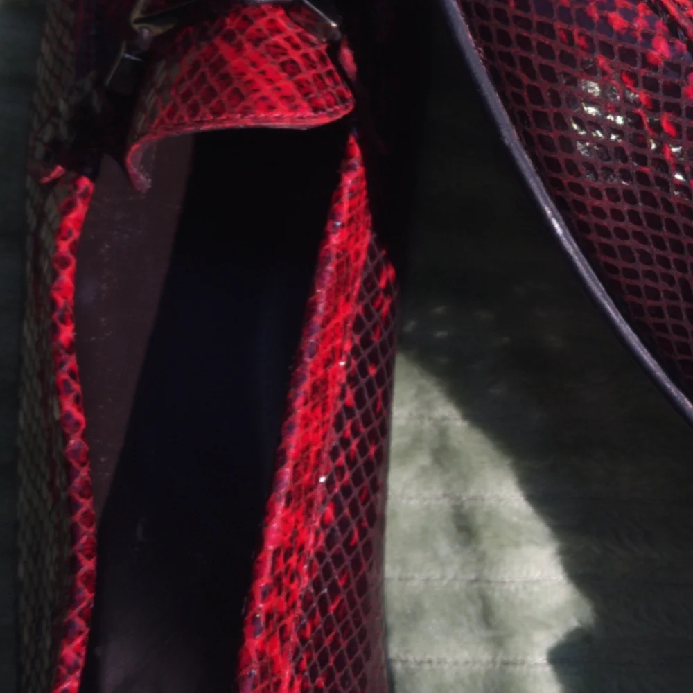 Stuart Weitzman Red Snakeskin Women's Slip-On Loafers w/Glossy Finish Sz. 10.5 - Picture 5 of 16